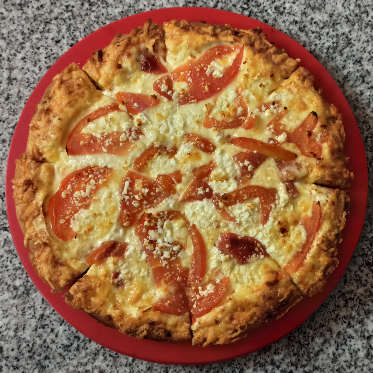 Πίτσα Φέτα Ντομάτα