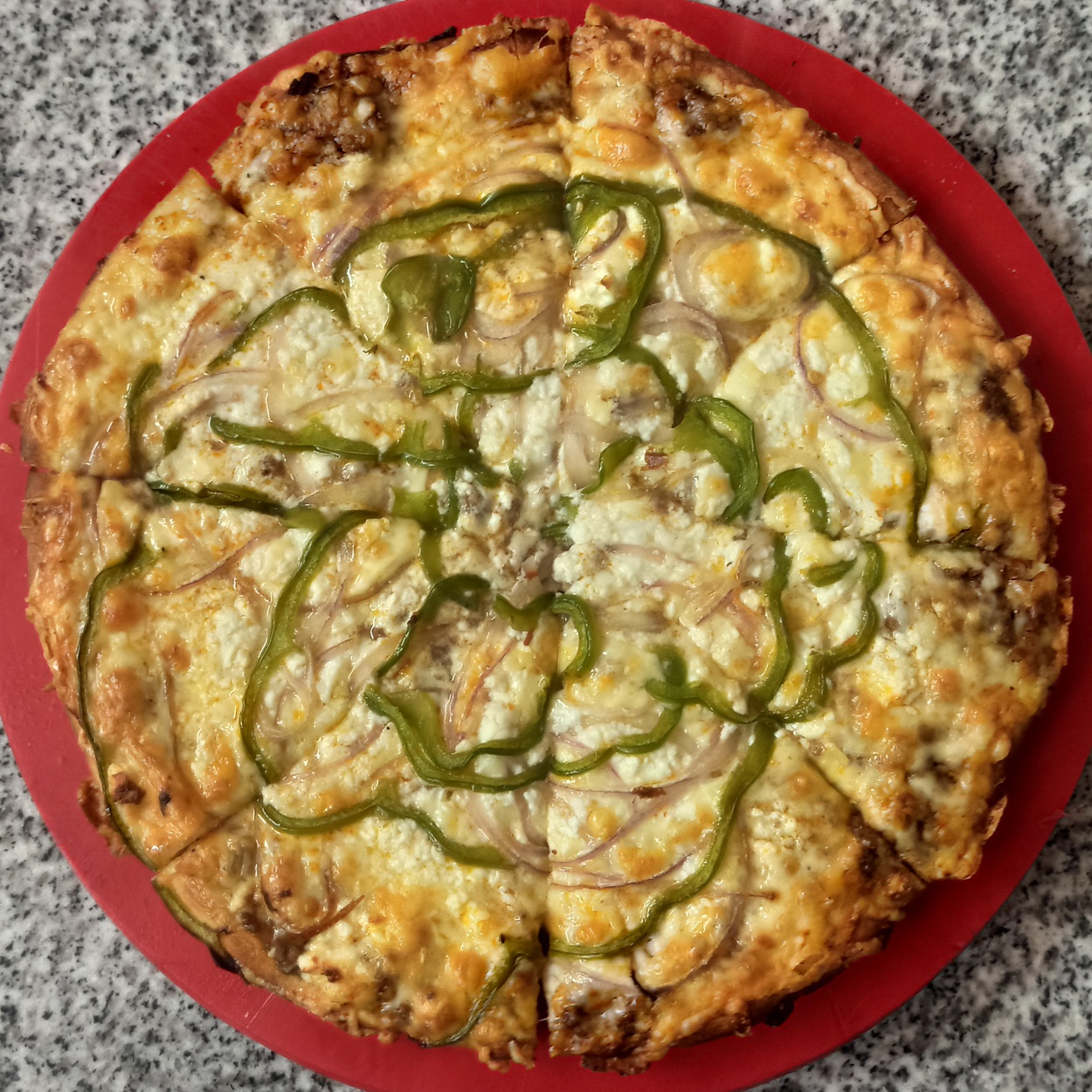 Πίτσα Κιμάς Φέτα Κρεμμύδι Πιπεριά